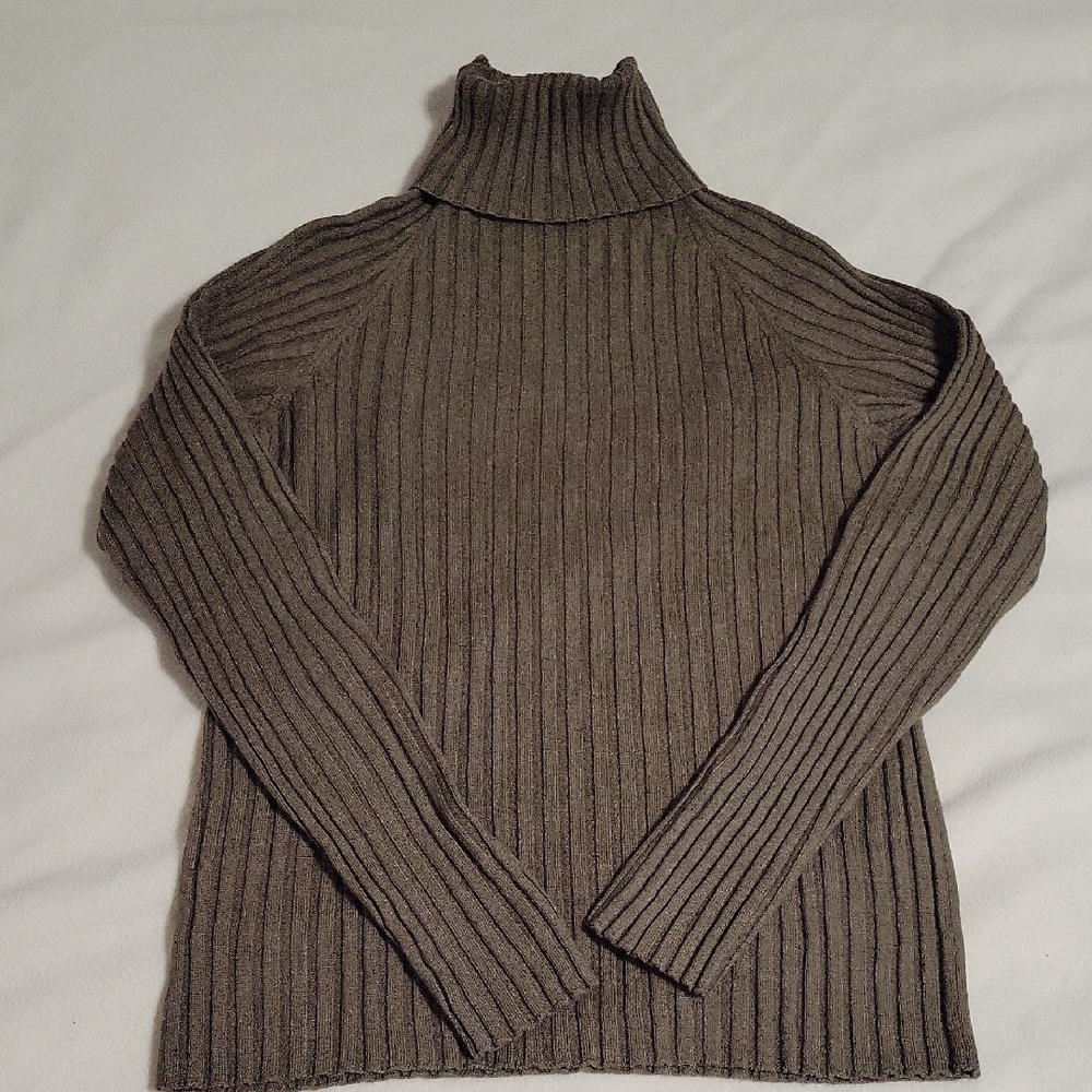 Gucci Brown Ribbed Turtleneck Sweater